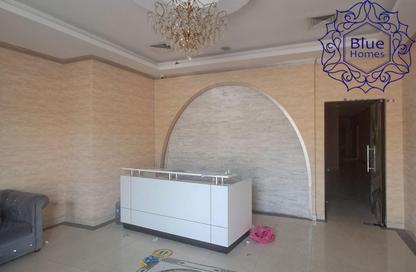Shop - Studio for rent in Zee Zee Tower - Al Barsha 1 - Al Barsha - Dubai