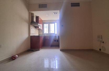 Apartment - Studio - 1 Bathroom for rent in Fire Station Road - Muwaileh - Sharjah