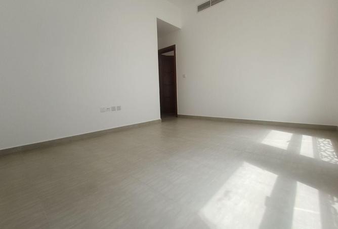 91802438 - Property Image 3