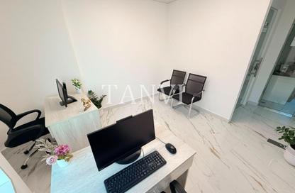 Office Space - Studio - 1 for rent in Fatima Mohammad Ahmad Bin Suleiman Building - Al Raffa - Bur Dubai - Dubai
