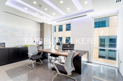 Office Space - Studio - 1 Bathroom for rent in Bay Square Building 2 - Bay Square - Business Bay - Dubai