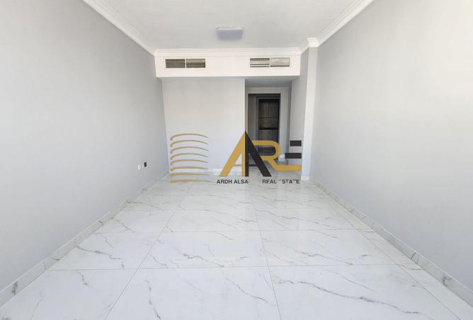 97410440 - Property Image 2