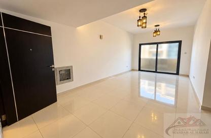 Apartment - 2 - 2 for rent in SG Muwaileh Building - Muwaileh - Sharjah