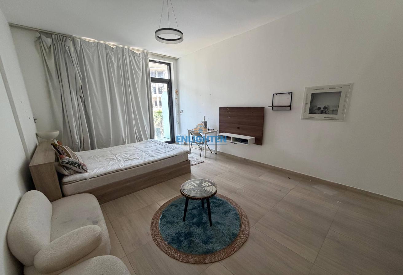 STUDIO | SEMI FURNISHED | POOL VIEW | MODERN photo 5
