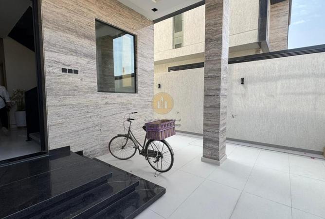 81124637 - Property Image 2