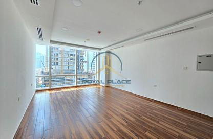 Office Space - Studio for rent in Tamani Art Tower - Business Bay - Dubai