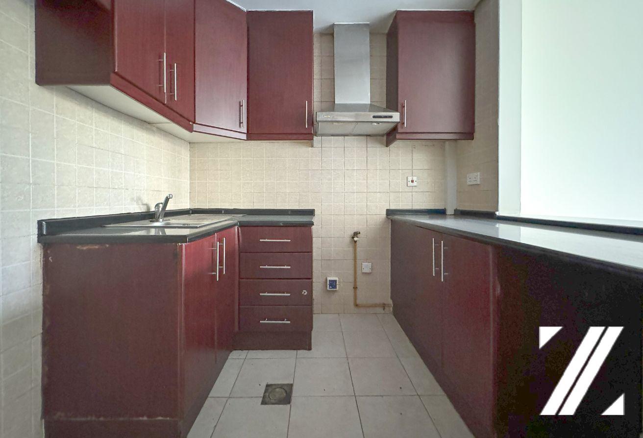 Spacious Studio | Prime Location | Well-Maintained photo 11