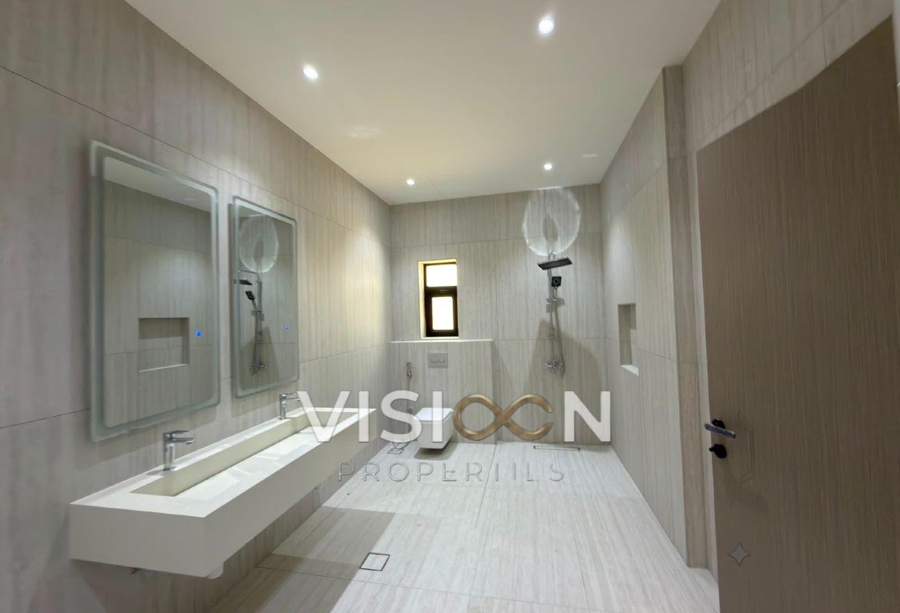 Luxury 5-Bedroom Villa I Modern Villa photo 15