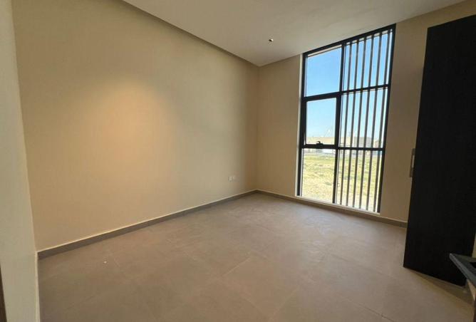 76967119 - Property Main Image