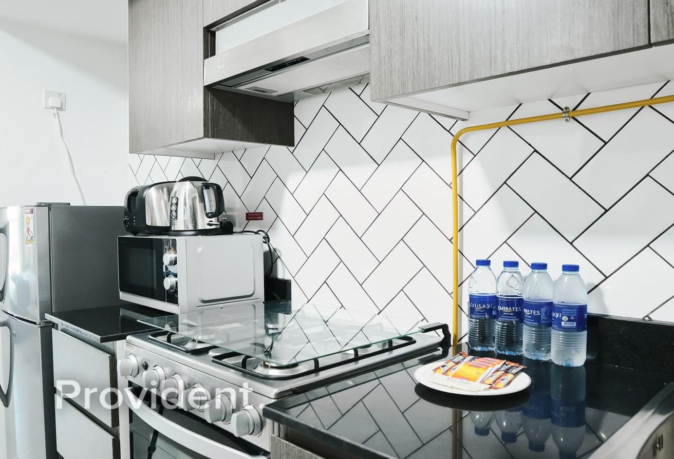 Elegant Studio Apartment | Fully Furnished photo 9