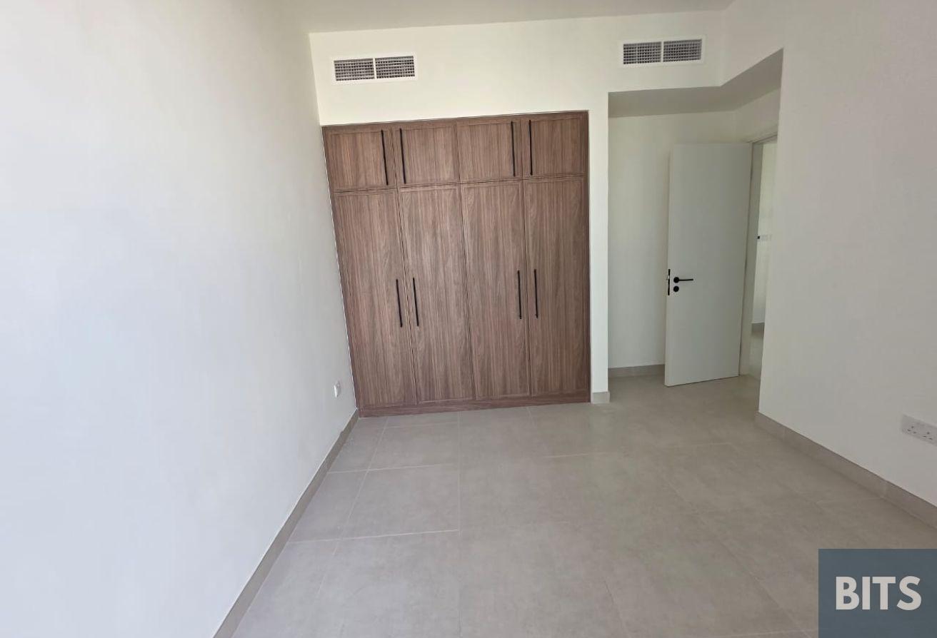 Rare 4BR + Maid | Corner Unit | Landscaped Garden photo 8