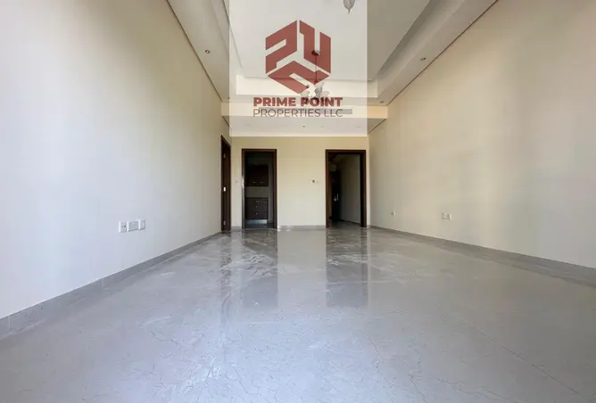 156916096 - Property Image 2