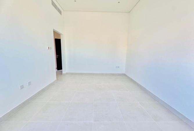 141010605 - Property Image 3