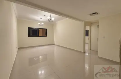 Apartment - 1 Bedroom - 2 Bathrooms for rent in Muwaileh 29 Building - Muwaileh - Sharjah