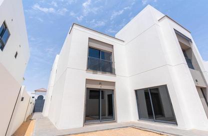 Villa - 4 Bedrooms - 7 Bathrooms for rent in Alreeman II - Al Shamkha - Abu Dhabi