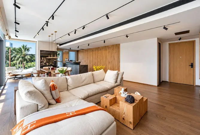 162801696 - Property Image 3