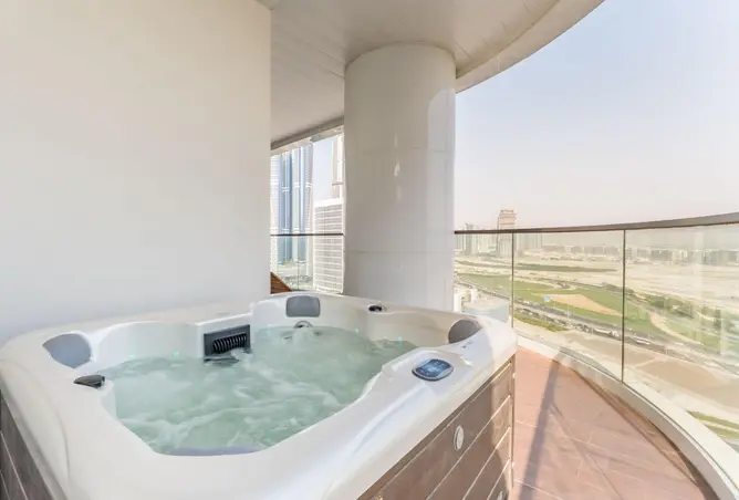 98240742 - Property Image 3
