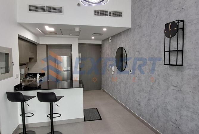 97377162 - Property Image 3