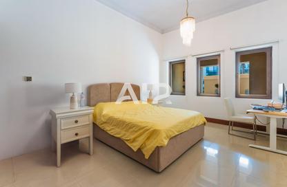 Apartment - 3 Bedrooms - 5 Bathrooms for sale in Golden Mile 2 - Golden Mile - Palm Jumeirah - Dubai