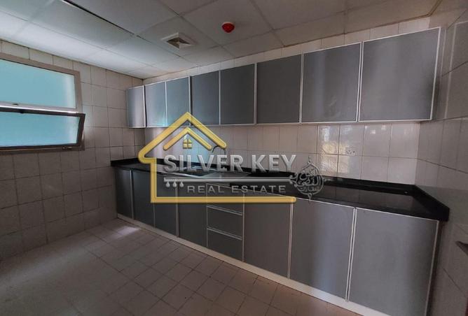 77362083 - Property Image 3