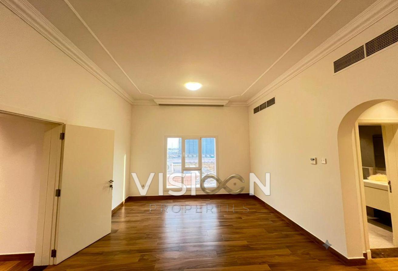 Luxury Fully Upgraded | 6BR Villa | Prime Locatio photo 5