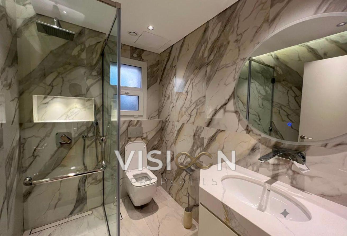 Luxury Fully Upgraded | 6BR Villa | Prime Locatio photo 10