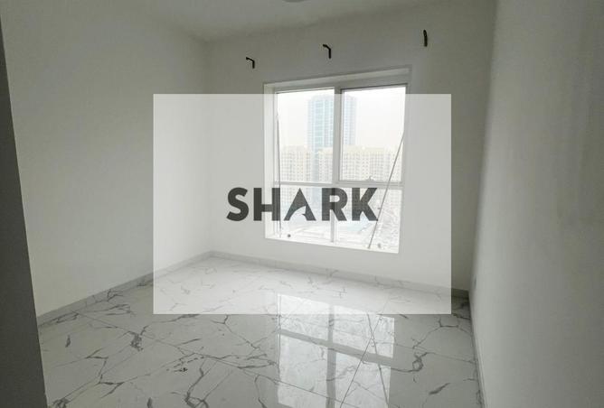 81114618 - Property Image 3