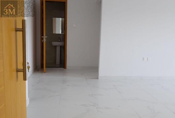 84082557 - Property Main Image