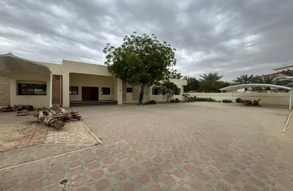 فيلا - 4 غرف نوم - 6 حمامات للايجار في الزعفران - الخبيصي - العين