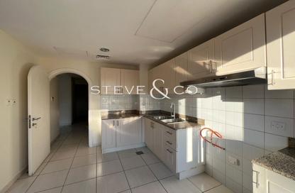 Villa - 2 Bedrooms - 3 Bathrooms for rent in Springs 2 - The Springs - Dubai