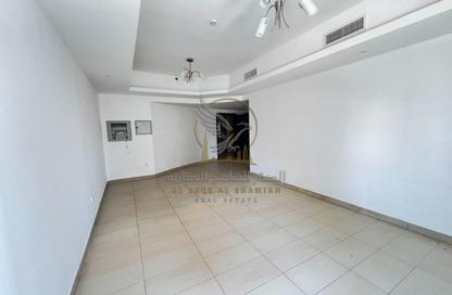 Apartment - 1 Bedroom - 2 Bathrooms for rent in Thuraya Al Majaz Building - Al Majaz 3 - Al Majaz - Sharjah