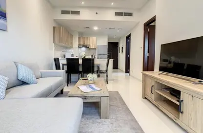 شقة - غرفة نوم - 2 حمامات للايجار في برج هيرا - مدينة دبي الرياضية - دبي