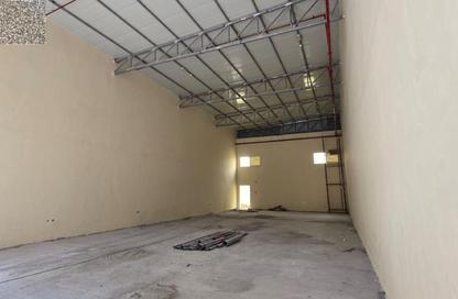 Warehouse - Studio - 1 Bathroom for rent in Umm Al Thuoob - Umm Al Quwain
