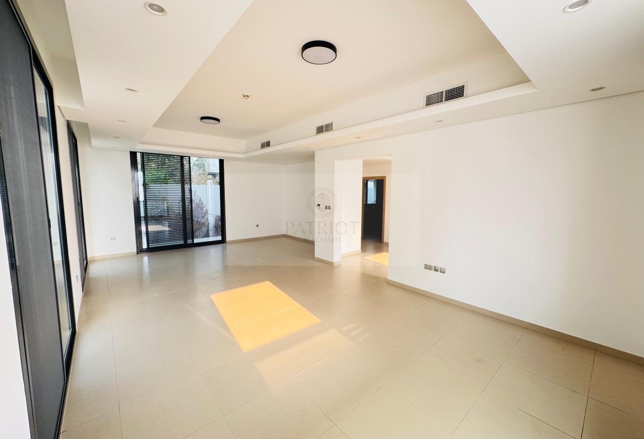 12 CHEQUES HIGH QUALITY 4 BEDROOM VILLA FOR RENT photo 4