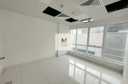 Office Space - Studio - 1 Bathroom for rent in Apex Atrium - Dubai Autodrome and Business Park - Motor City - Dubai