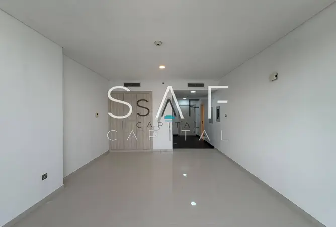 163265982 - Property Image 3
