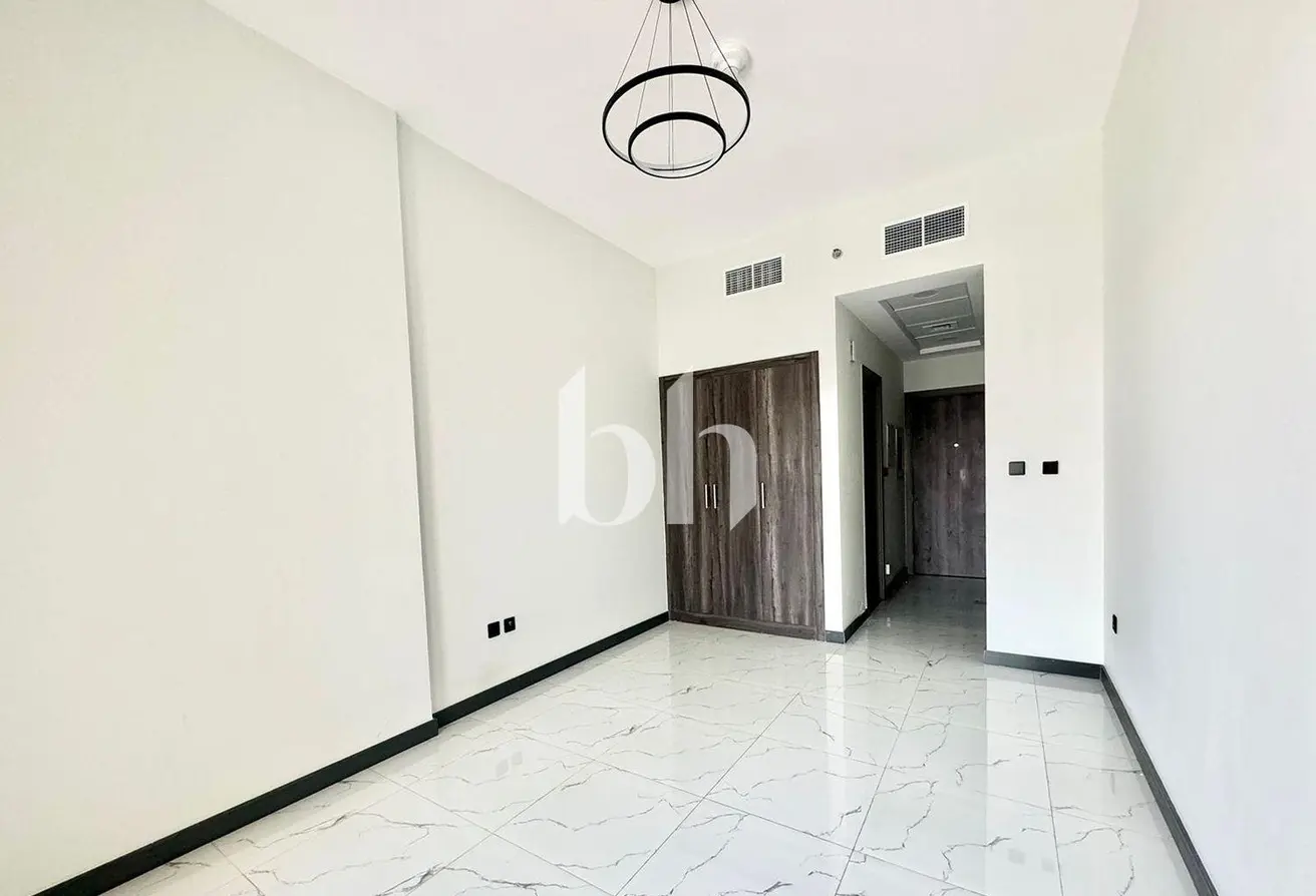 152843925 - Property Main Image