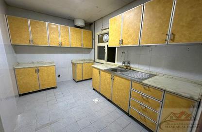 Apartment - 2 Bedrooms - 2 Bathrooms for rent in Muwaileh 3 Building - Muwaileh - Sharjah