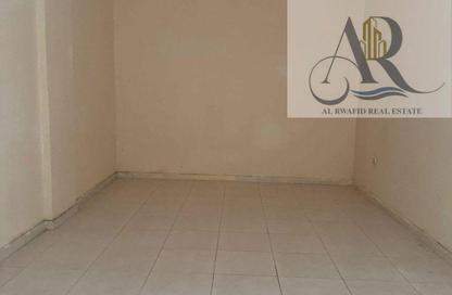 Labor Camp - Studio - 7+ for rent in Al Sajaa S - Al Sajaa - Sharjah