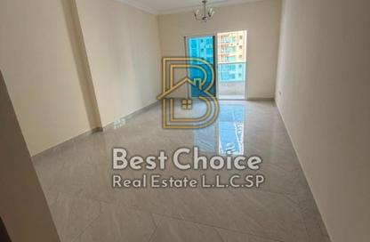 Apartment - 3 - 3 for rent in Al Majaz Tower - Al Majaz - Sharjah
