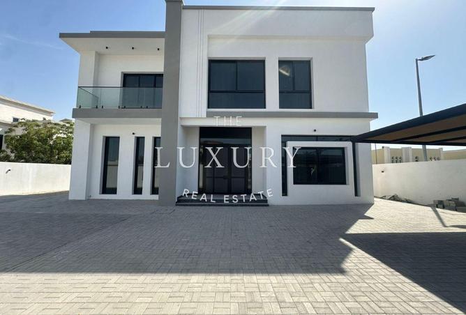 94017643 - Property Main Image