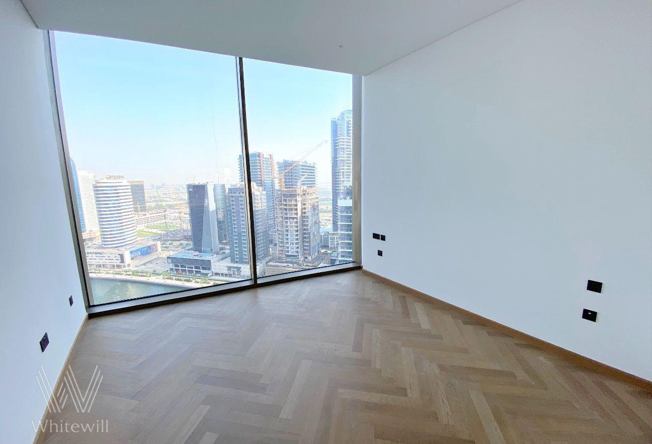 High floor | Full Canal View | 02 series photo 13
