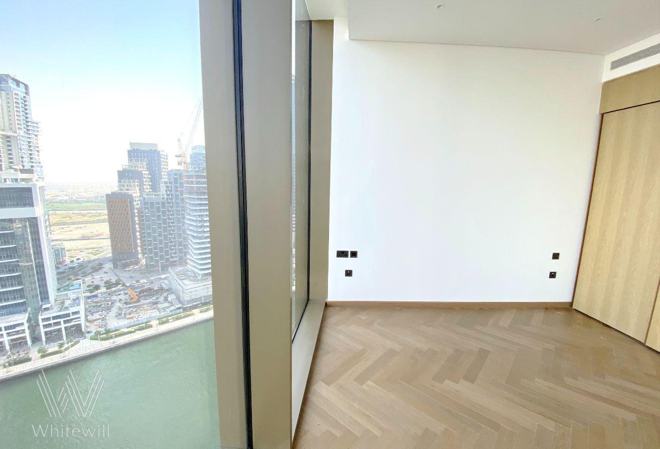 High floor | Full Canal View | 02 series photo 12