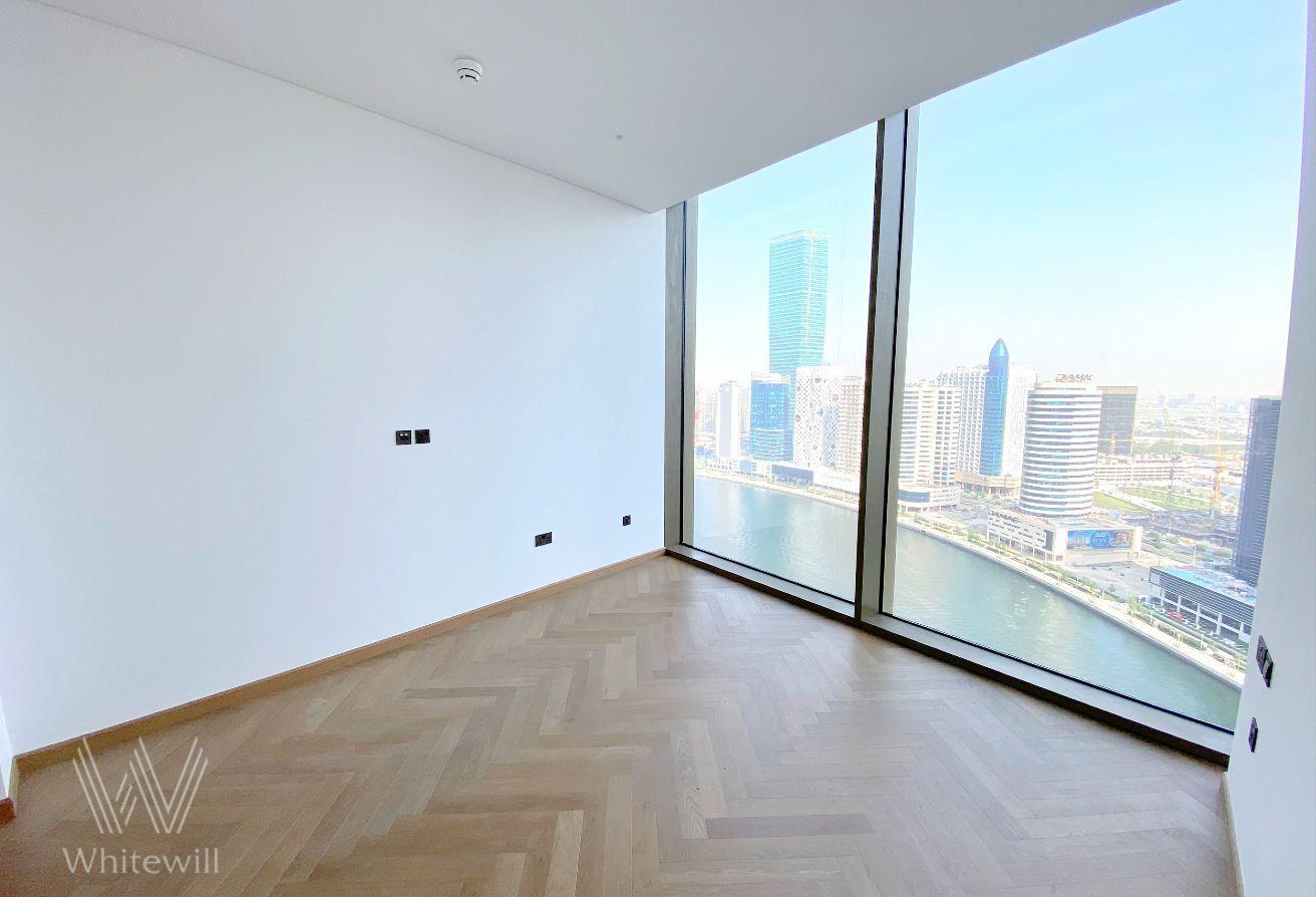 High floor | Full Canal View | 02 series photo 16