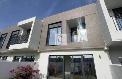 Villa - 3 Bedrooms - 3 Bathrooms for rent in Greenviews 2 - EMAAR South - Dubai South (Dubai World Central) - Dubai