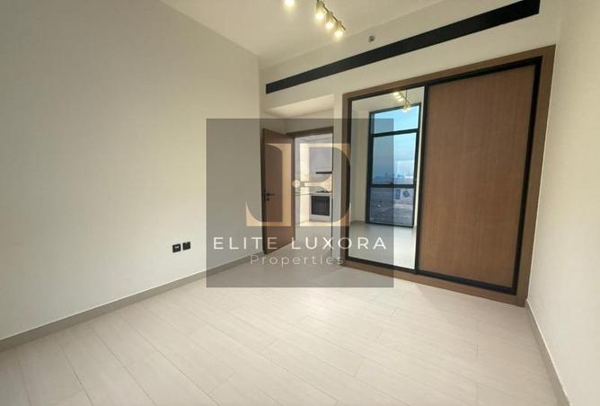 106411129 - Property Image 2