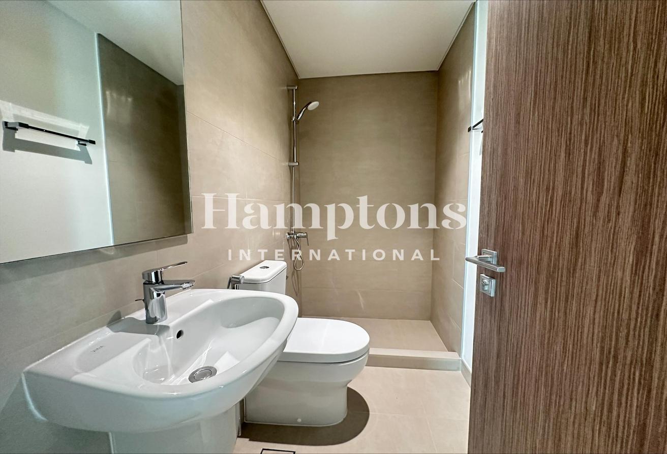 Vastu | Full Sea View | Brand New photo 18