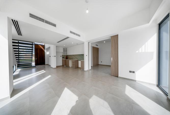 81927092 - صورة العقار 3