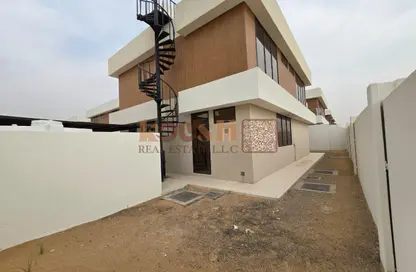 فيلا - 3 غرف نوم - 5 حمامات للايجار في الشارقة جاردن سيتي - الشارقة