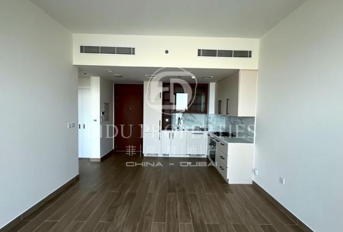 127009160 - Property Image 2